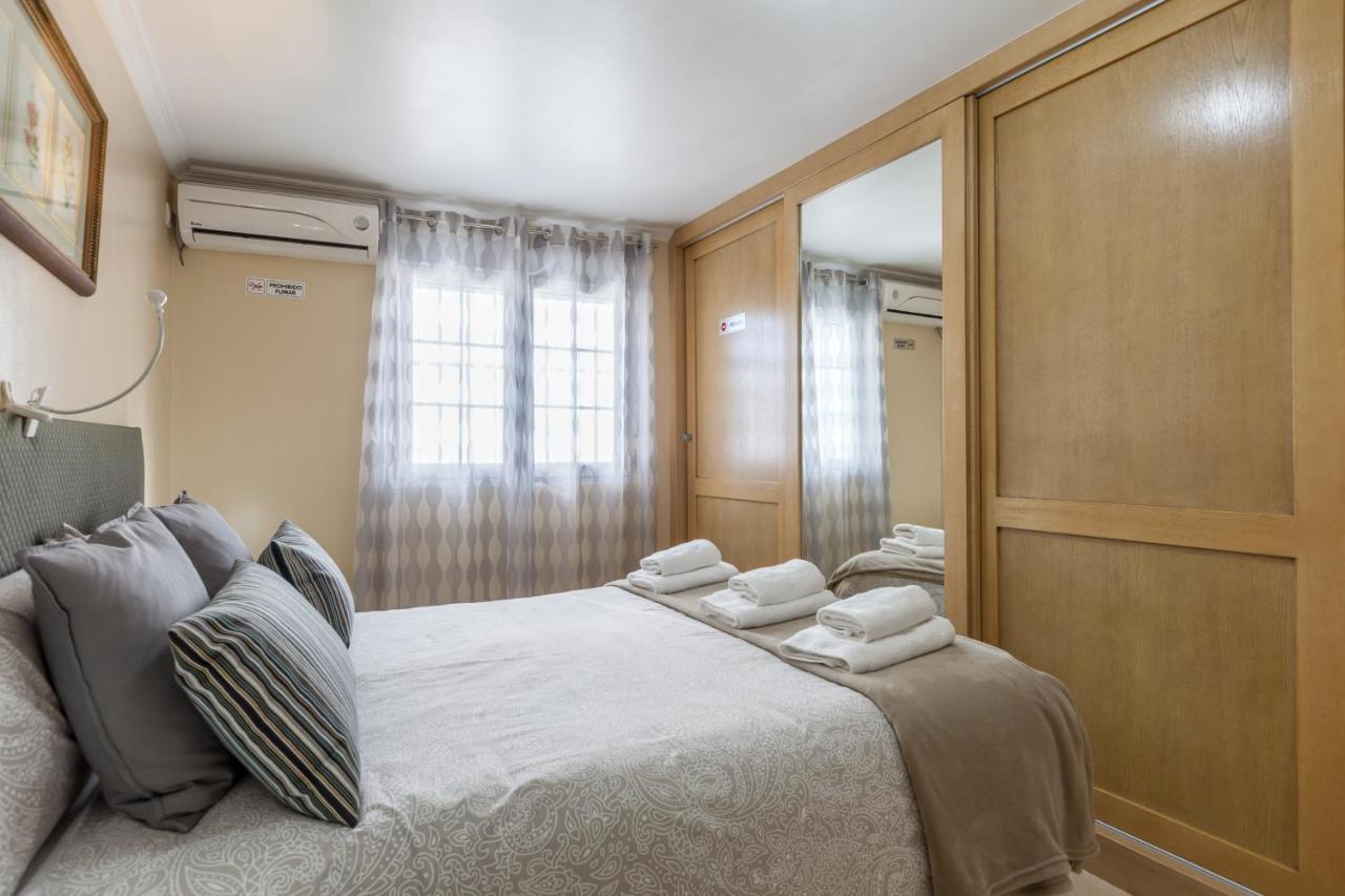Acogedor Apartamento Junto A La Plaza Del Salvador Seville Luaran gambar