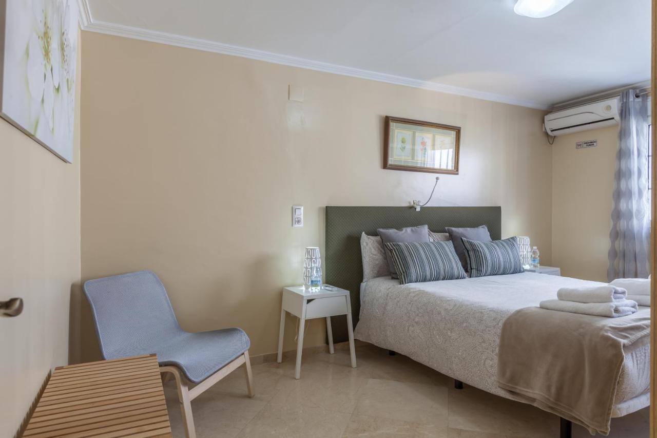 Acogedor Apartamento Junto A La Plaza Del Salvador Seville Luaran gambar